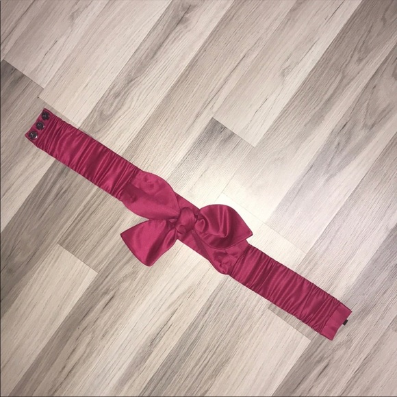 BCBG Bow Waist Belt - Picture 2 of 3